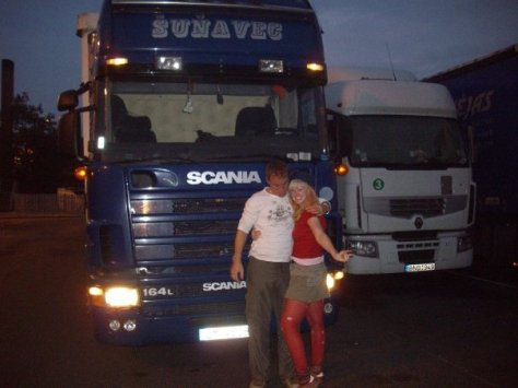 We agreed that we would of blown Peter for free, he even let Susan steer for a bit! We didn't of course although he does appear to be looking at Susan's boobs here haha